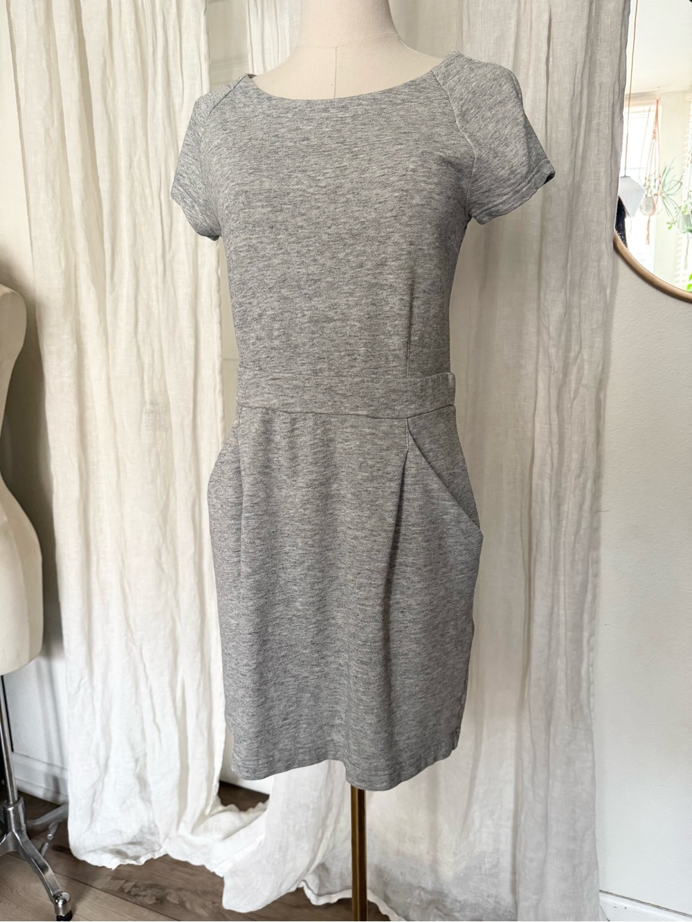 GAP Heather Gray Short-Sleeve Knit Mini Dress